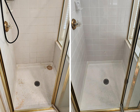 Shower Before and After a Tile Cleaning in Grapevine, TX
